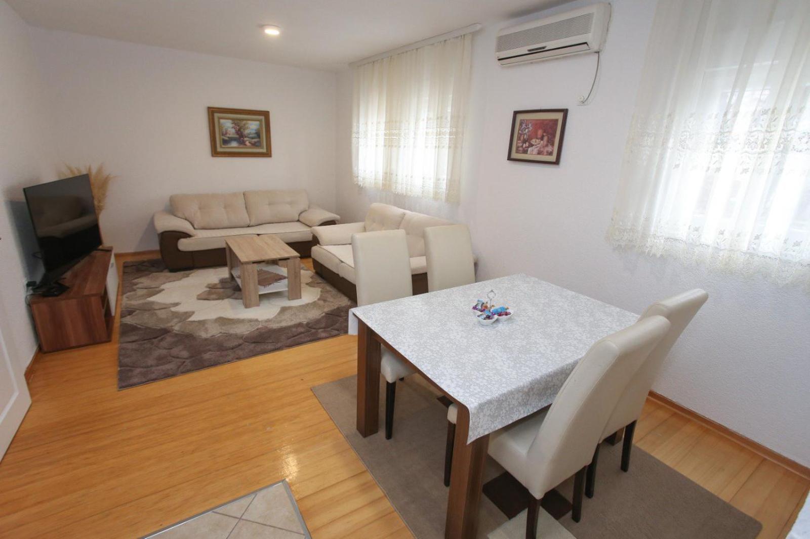 Apartments Daris Мостар Екстериор снимка